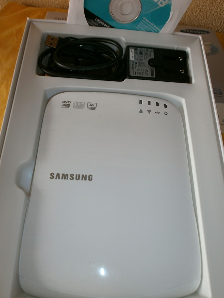lecteur Samsung optical SmartHub 25 Boll�ne (84)