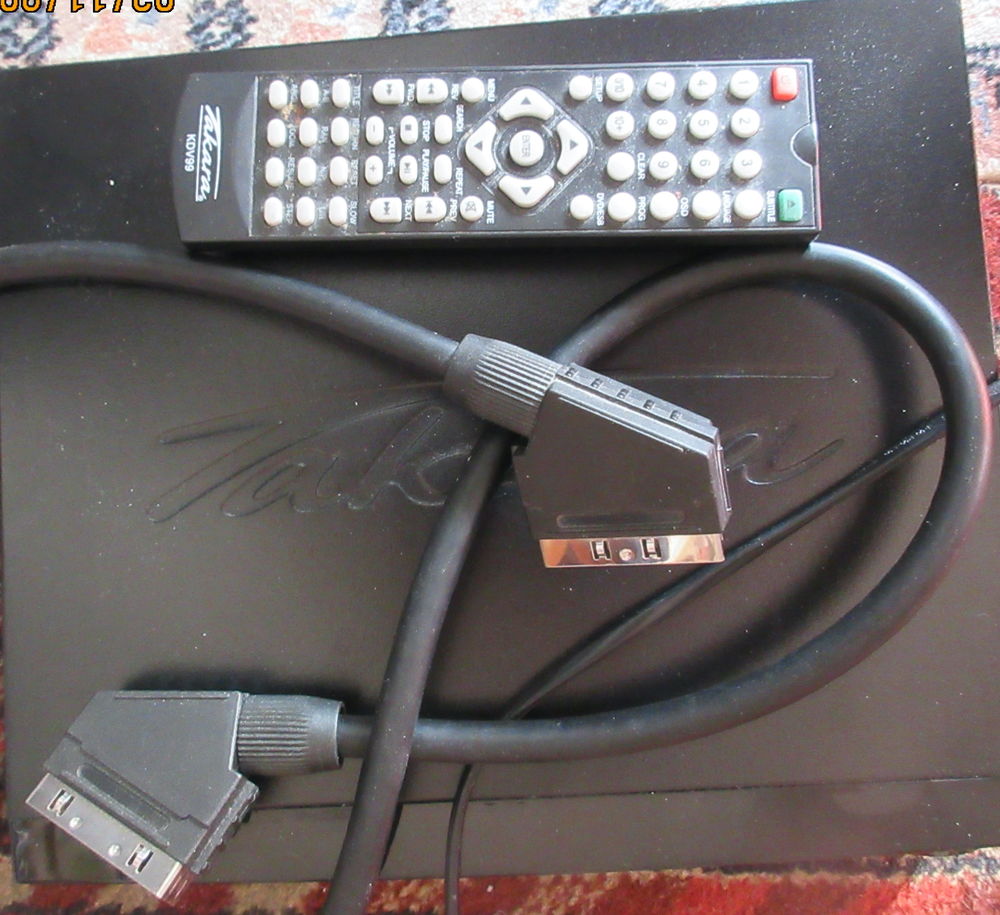 LECTEUR DVD TAKARA KDV99 10 Paris 14 (75)