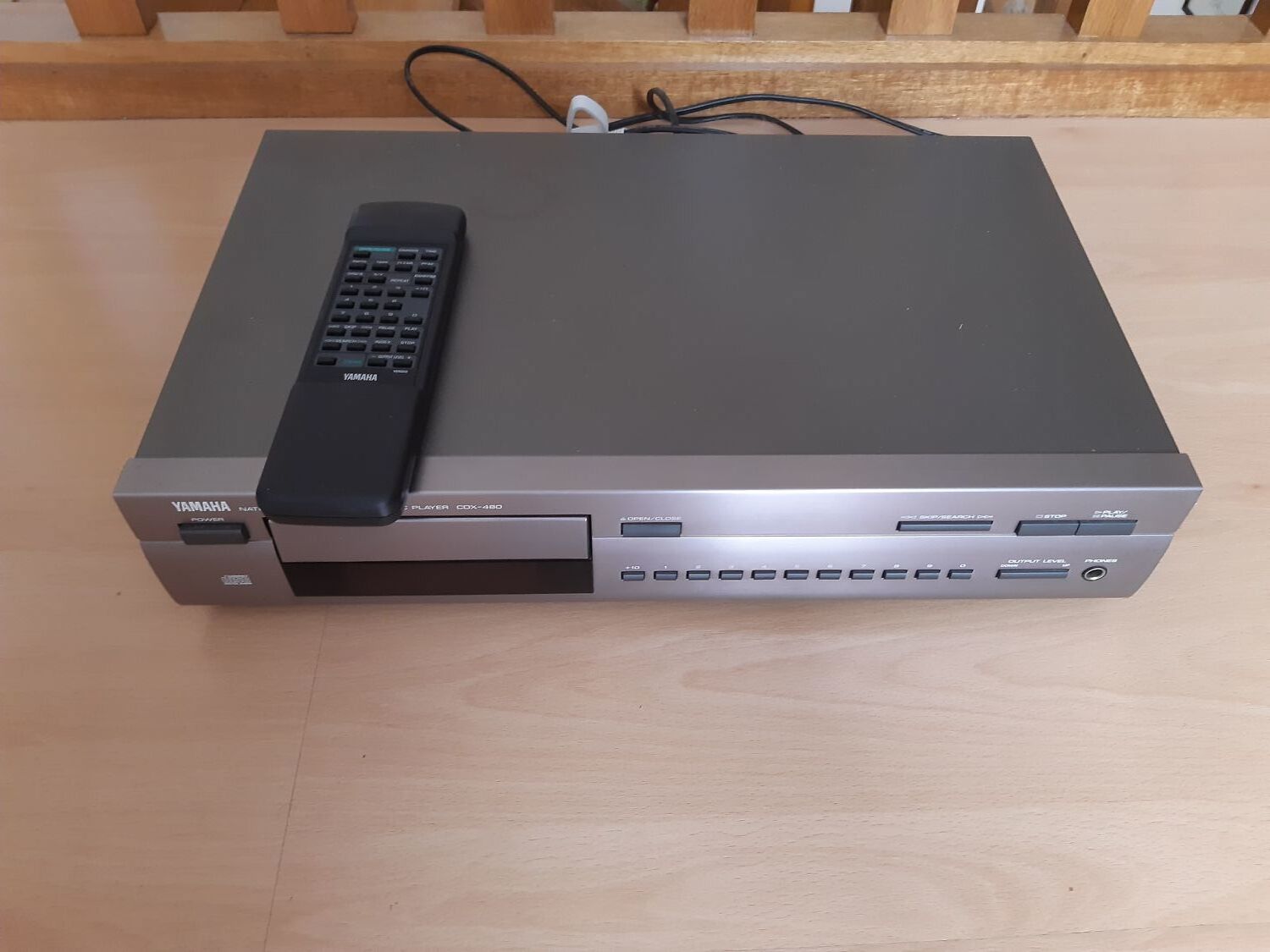 Lecteur CD Yamaha CDX480 70 Angers (49)