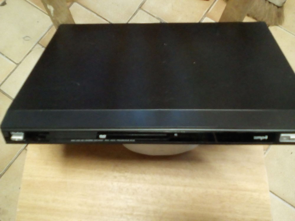 Lecteur DVD 15 Warcq (08)