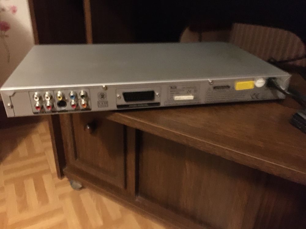 Lecteur D V D et C D 50 Cuverville (14)