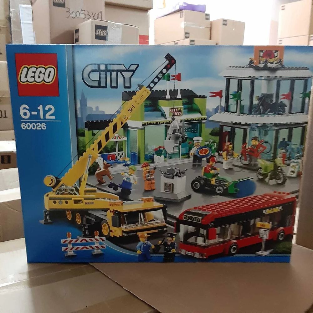 LEGO 60026 Centre-ville (Town Square). Set Neuf, Rare. 109 Grenoble (38)