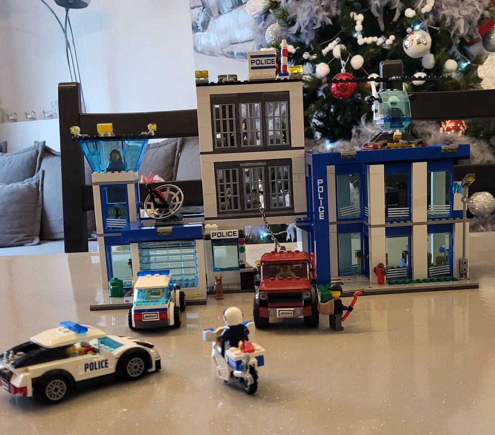 Lego city commissariat de police  ref 60047 55 Nancy (54)