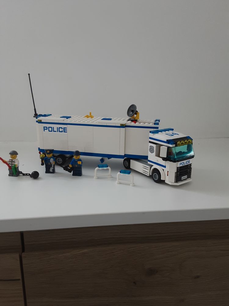 Lego city L'unit� de police 25 Brumath (67)