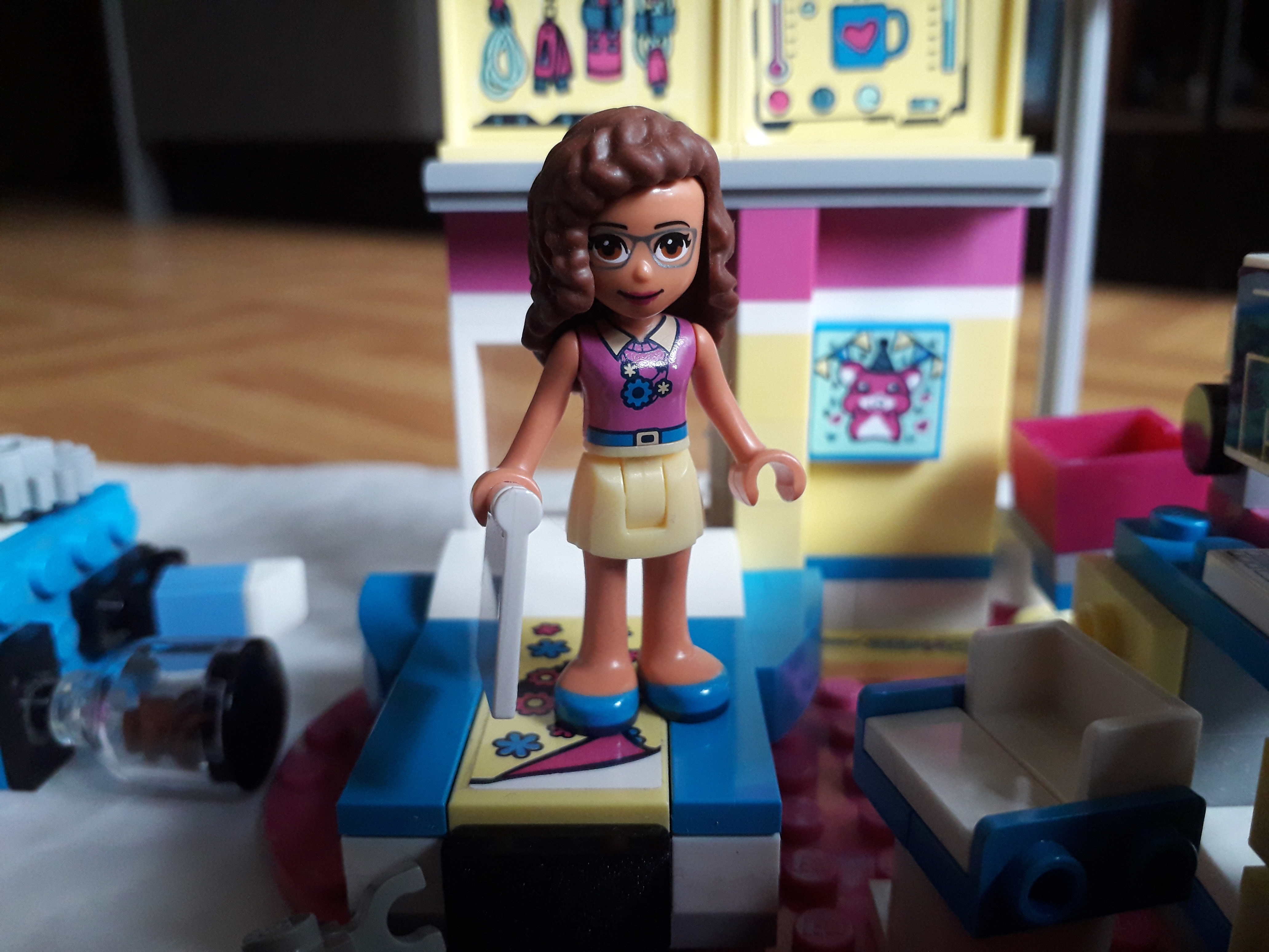 LEGO FRIENDS 41329 : la chambre de labo d'Olivia 9 Limoges (87)