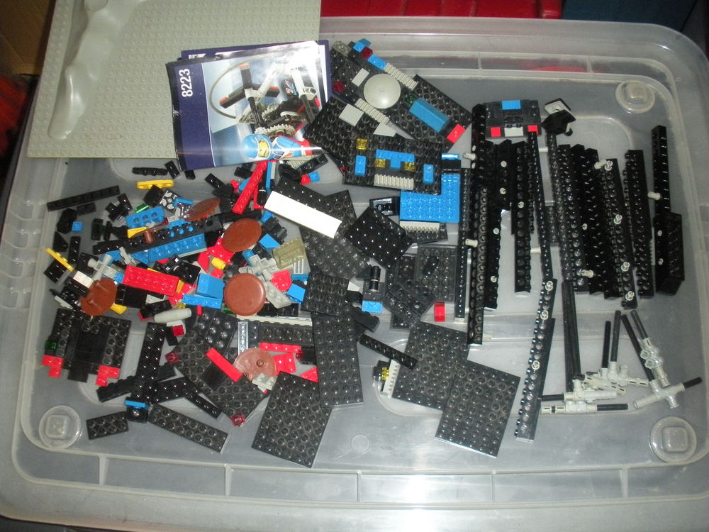legos 0 Savign�-sur-Lathan (37)
