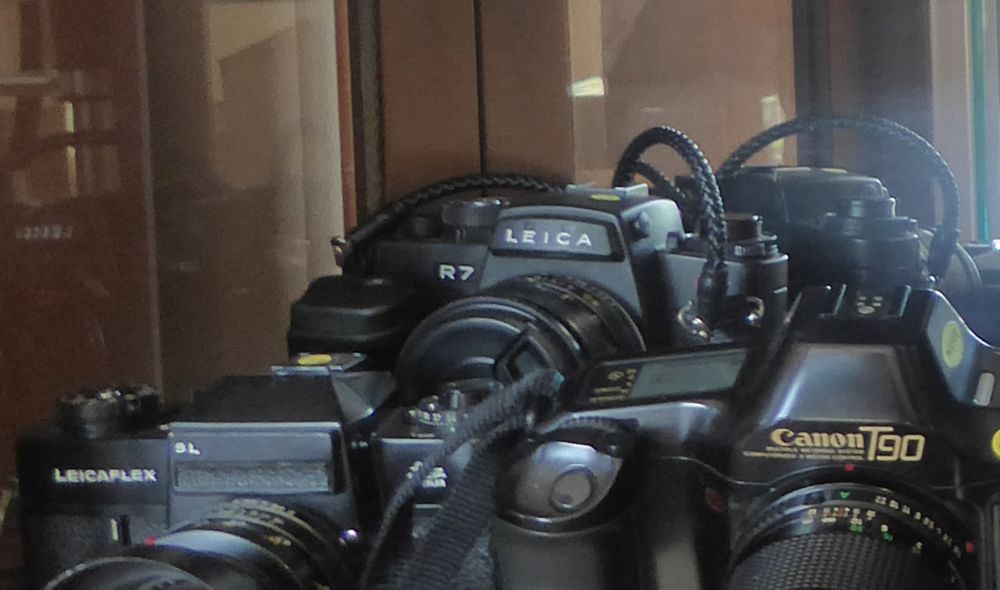 Leica R7 nu �tat neuf, ou �change, optique 50 mm dispo 569 Saint-Jean-d'Ang�ly (17)