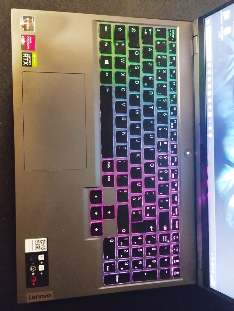 LENOVO LEGION 5 PRO 1200 Fiquefleur-�quainville (27)