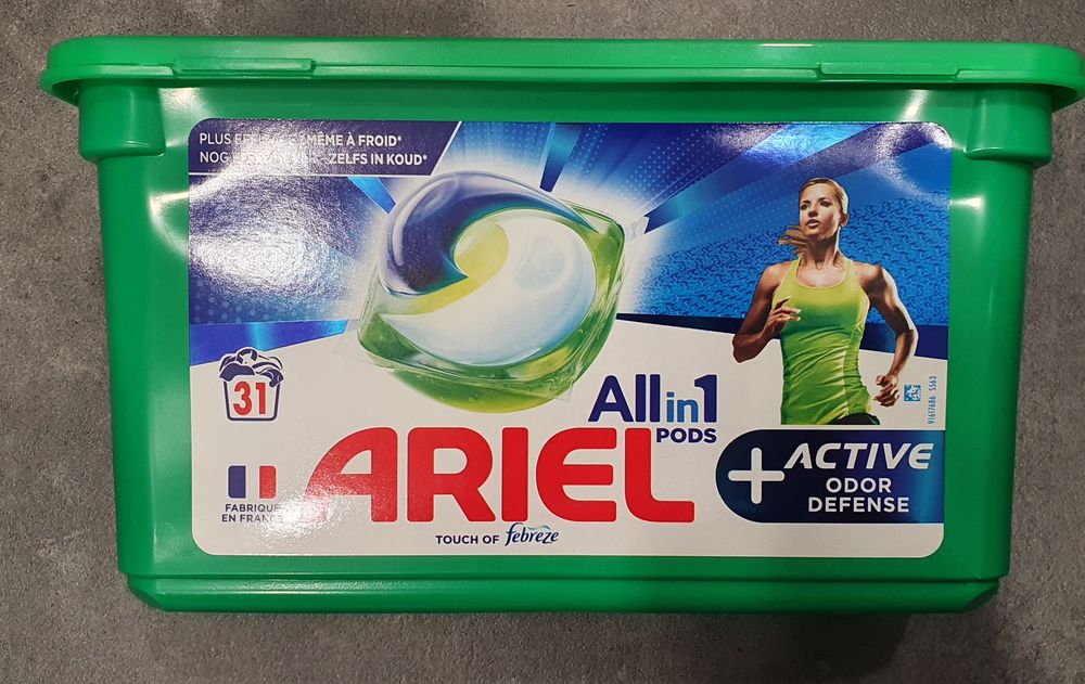 lessives pods Ariel 5 �tueffont (90)