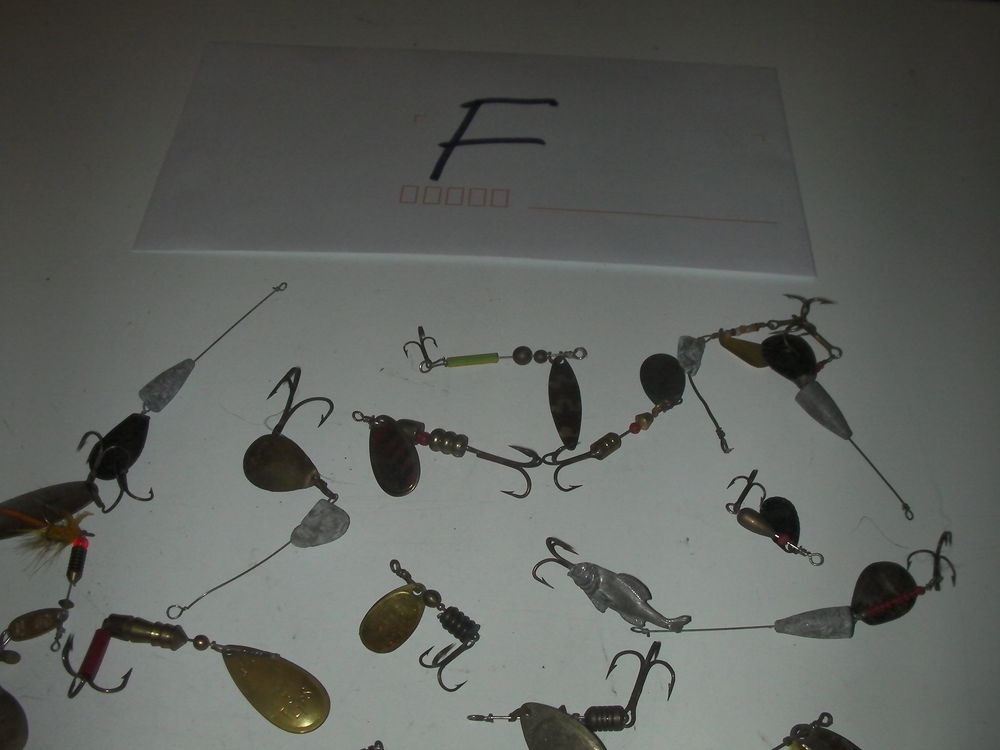 Leurres de p�che (cuillers) s�rie F 20 Roques (31)