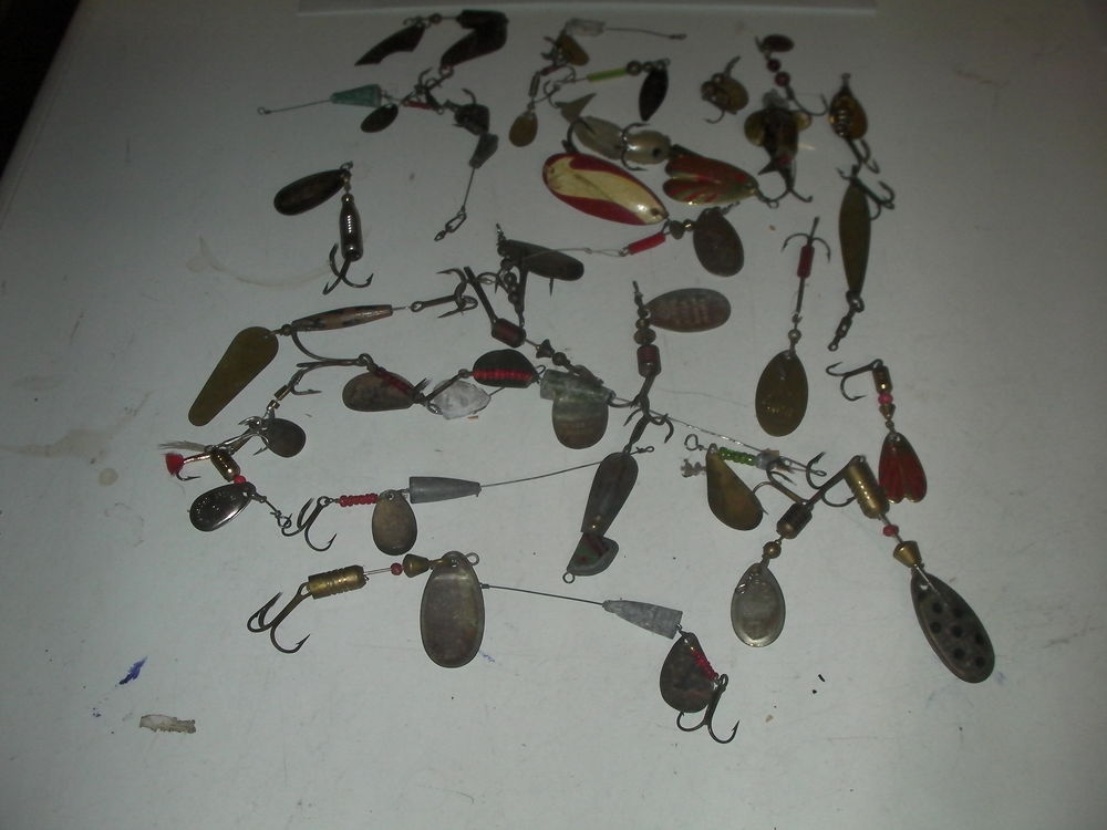 Leurres de p�che (cuillers ) s�rie D 20 Roques (31)