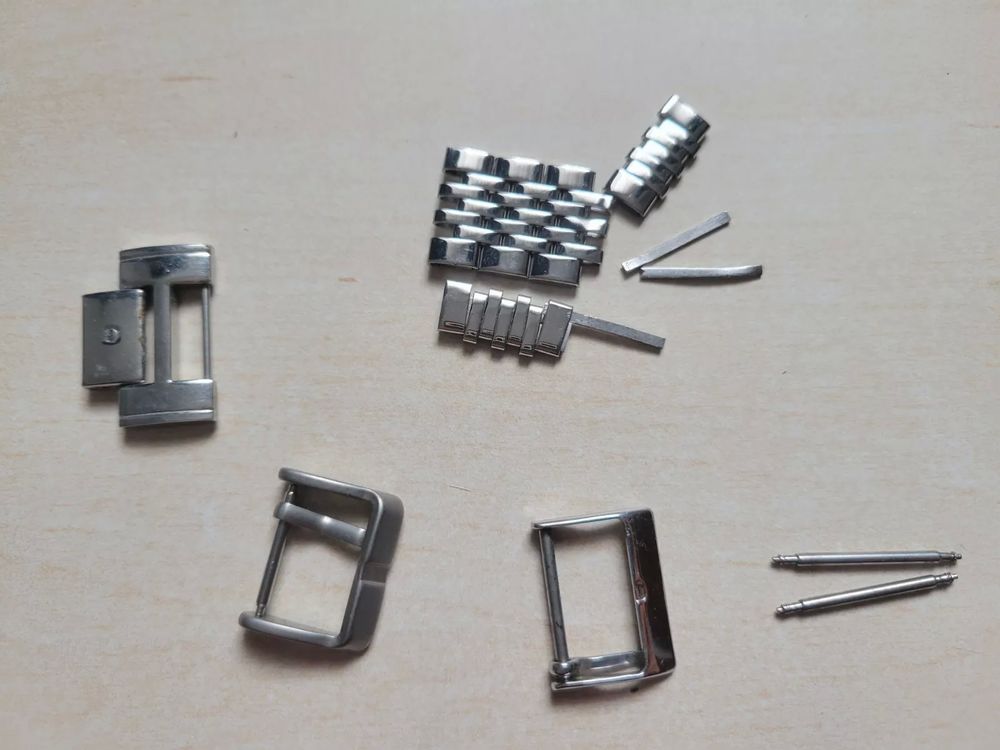 lot liens de bracelets + 2 boucles +2pompes acier inox
8 Paris 4 (75)