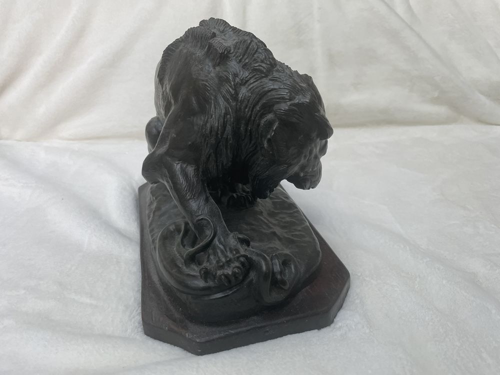 Lion au serpent d'Antoine-louis Barye 5300 Clamart (92)