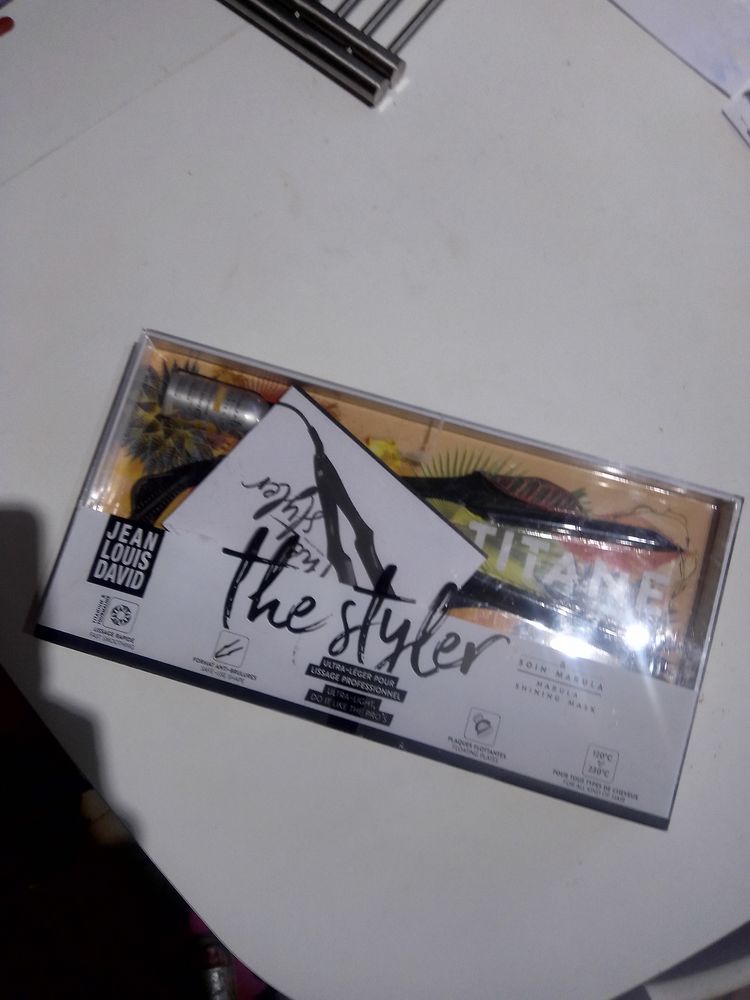 lisseur pour chev TTCeux de marque 25 P�ronnas (01)