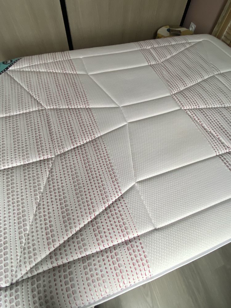 literie M�rinos 140x190 300 Saint-Denis-de-Pile (33)