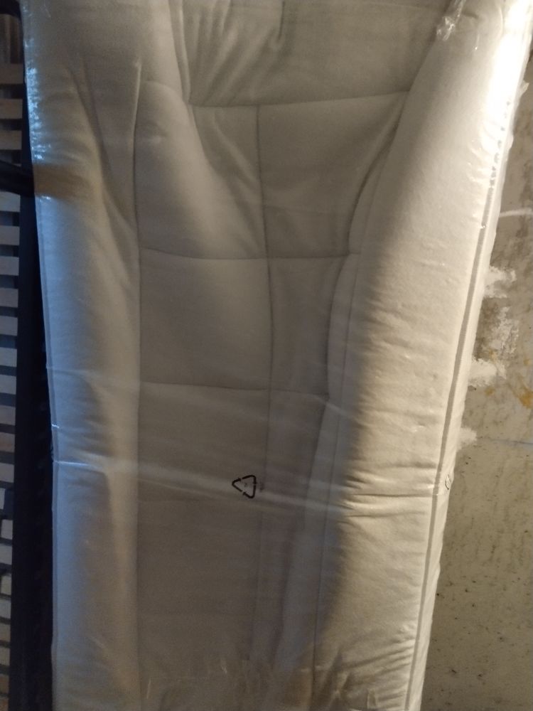 Literie (sommier et matelas) 600 Neufch�teau (88)