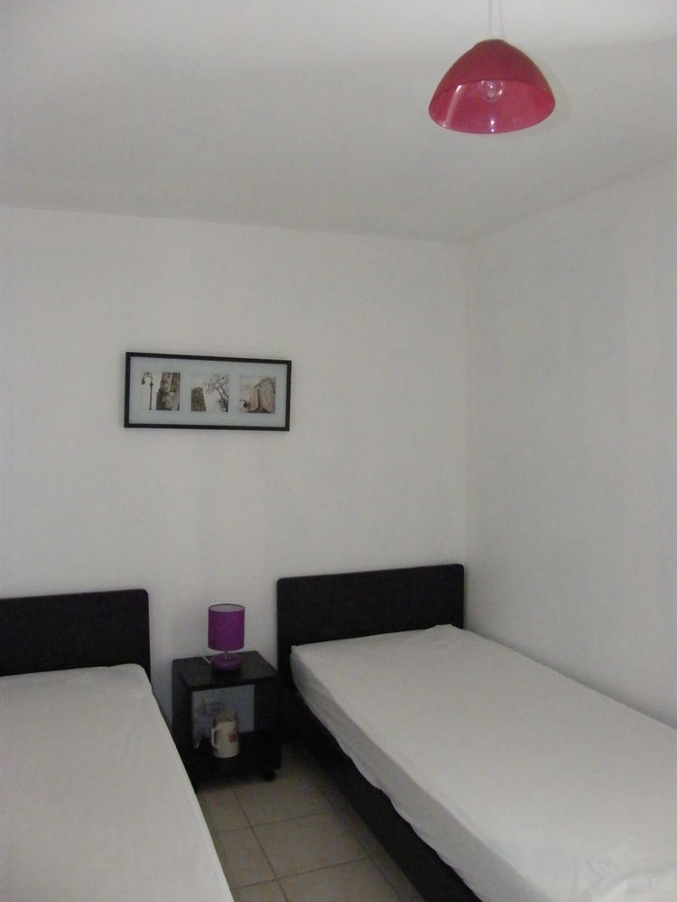 Lits complets 1 personne jamais servi 250 M�zi�res-sous-Lavardin (72)