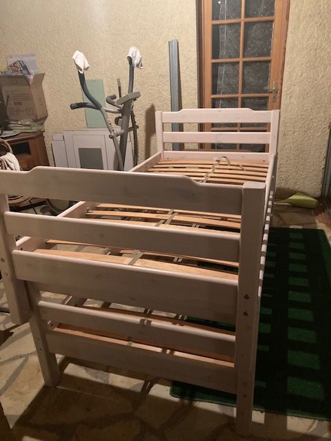 LITS ENFANTS MARQUE FLY 180 Saint-Est�ve (66)