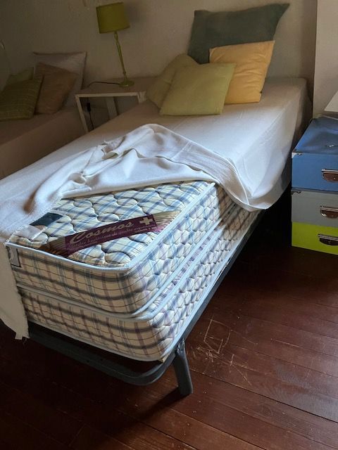 Lits 90 + matelas 300 Saint-G�ly-du-Fesc (34)