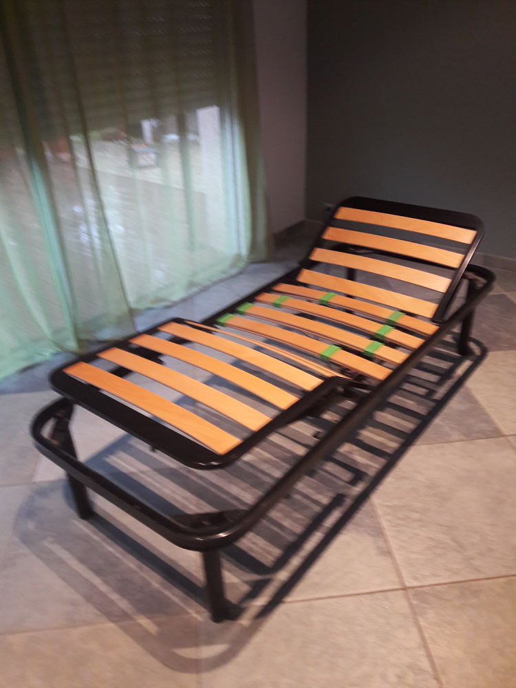 2 lits motoris�s 190x80x40 chacun. joignables 
100 P�rols (34)