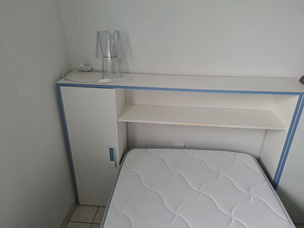 2 lits 1 personne + 2 t�tes de lit + 2 matelas 100 Agde (34)