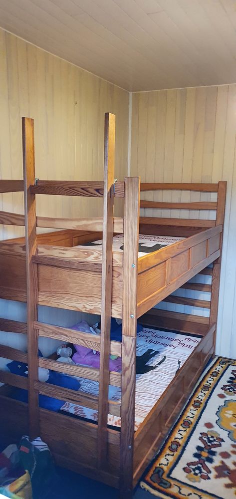lits superposés en pin maritime avec sommier et  matelas 350 Vielle-Saint-Girons (40)