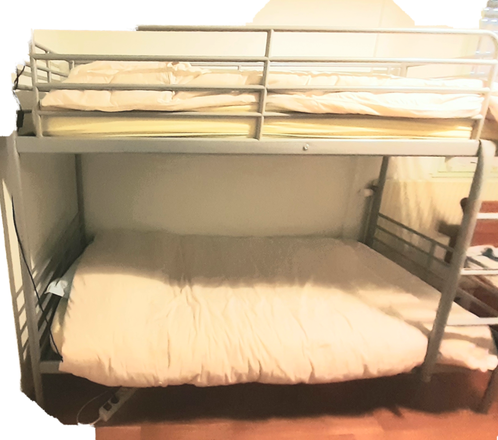 lits superpos�s en m�tal 90x200
lit b�b� � barreaux 0 Templemars (59)