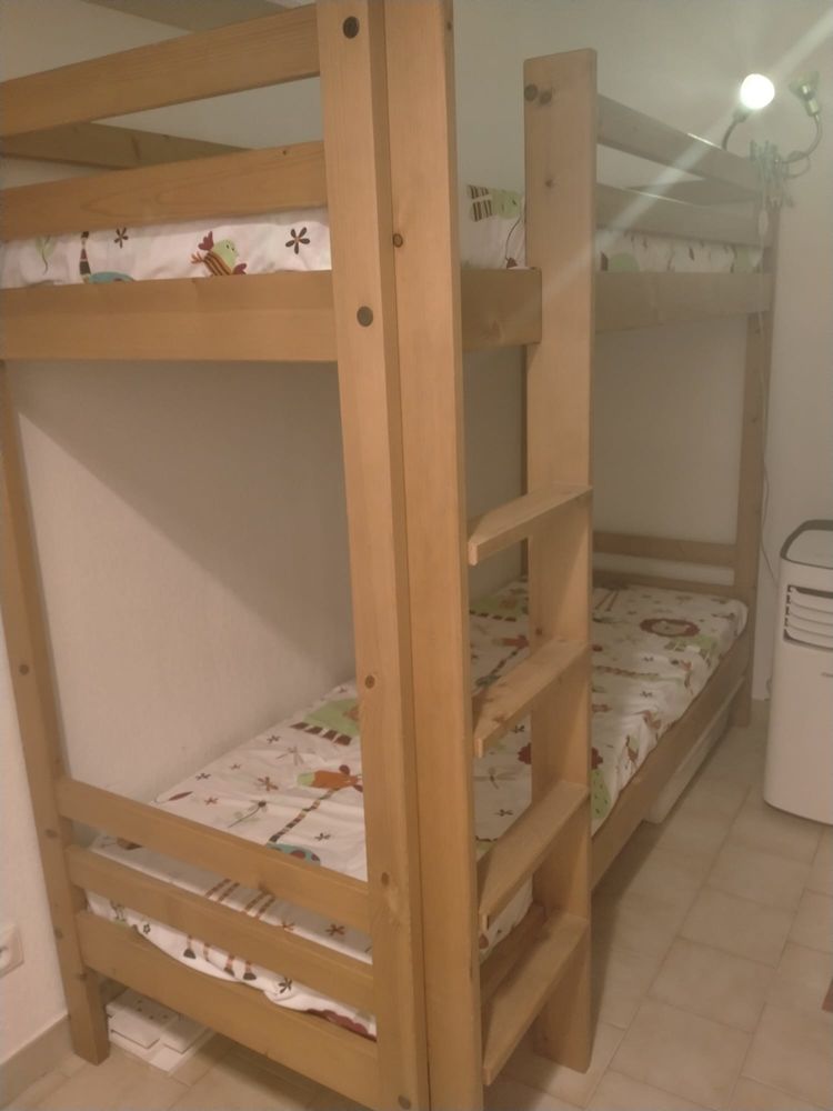 LITS SUPERPOS�S 195 Bandol (83)