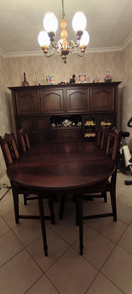 Living, table et chaises 450 Conflans-Sainte-Honorine (78)