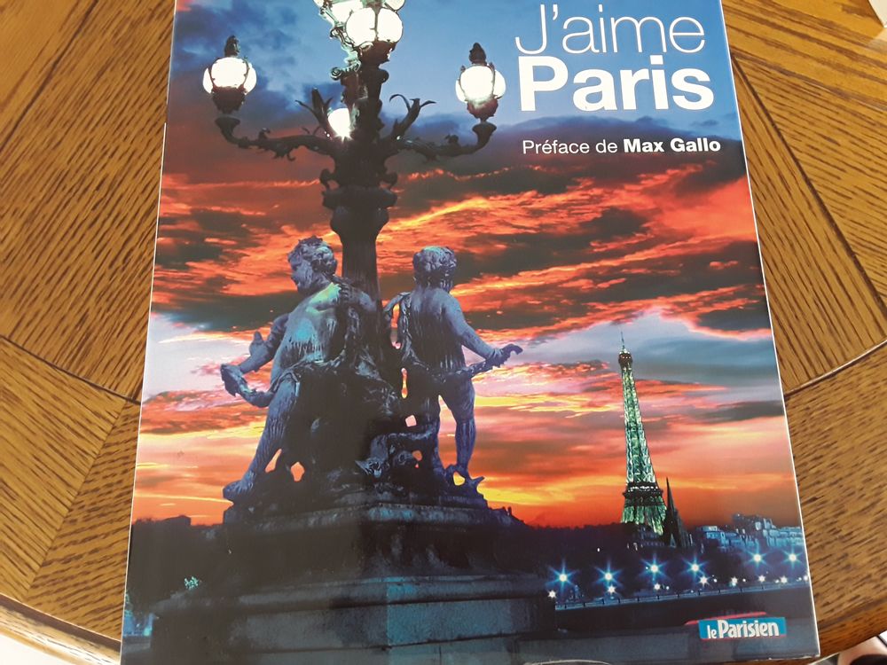Livre  j'aime Paris de max gallo 12 Clermont-Ferrand (63)