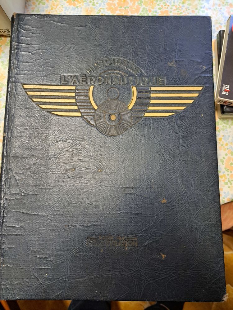 LIVRE ANCIEN HISTOIRE DE L'AERONAUTIQUE			
110 Villecresnes (94)
