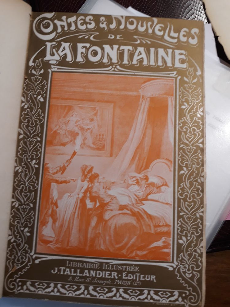 Livre ancien 100 Vallauris (06)