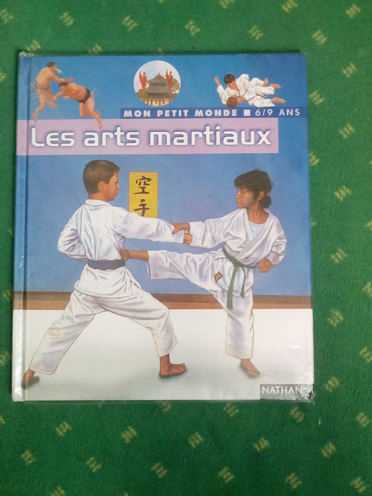 Livre =  Les Arts Martiaux  (Mon Petit Monde - 6/9 Ans) 10 Arques (62)