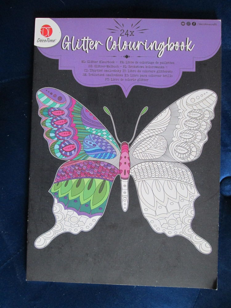 Livre coloriages de paillettes Neuf 5 Herblay (95)