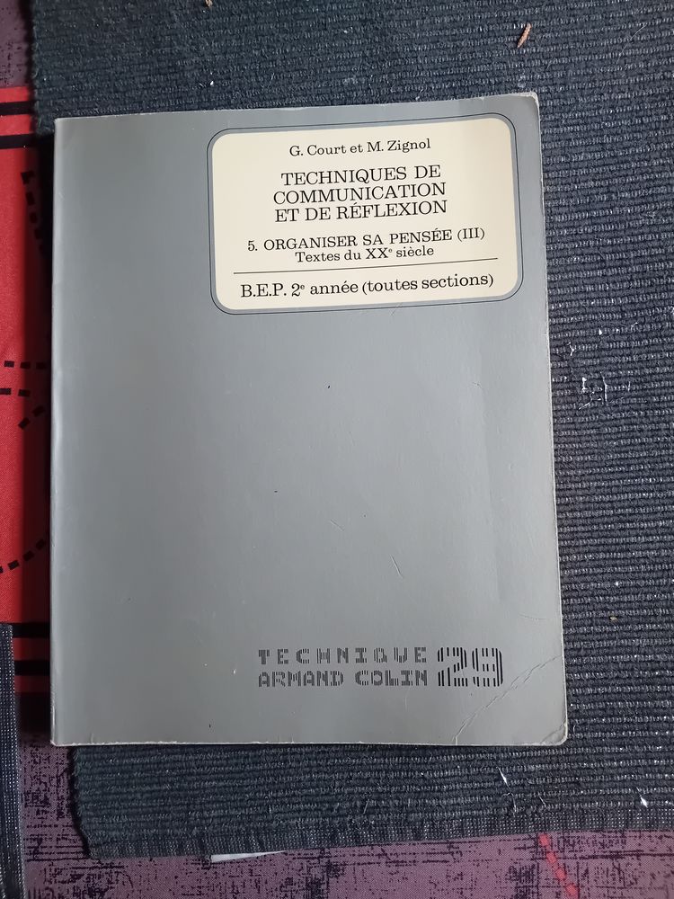 LIVRE G. COURT / M. ZIGNOL 1972 1 Chaumont (52)