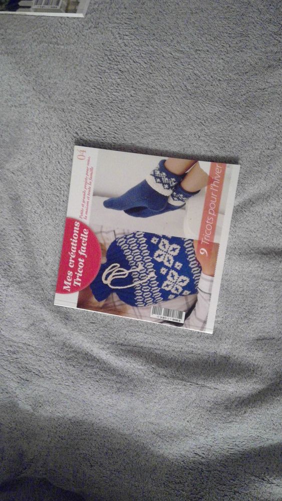 LIVRE MES CREATIONS TRICOT FACILE
N� 04
3 Triel-sur-Seine (78)