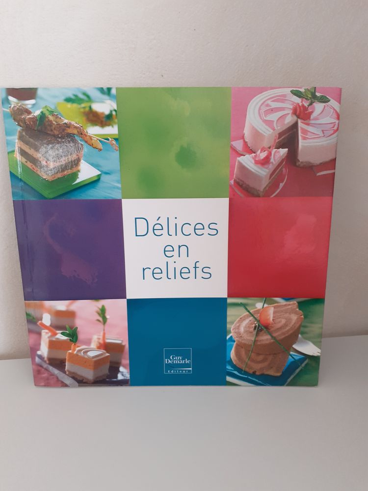 livre de cuisine 10 Montaigu (85)