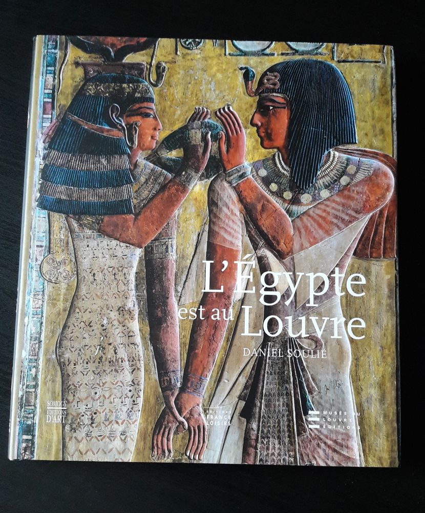 Livre  L'Egypte est au Louvre  10 Saint-Laurent (08)