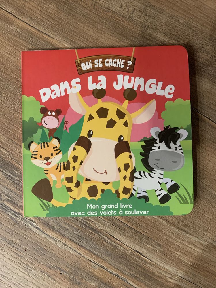 Livre enfant  \'\' Qui se cache dans la jungle  \'\' 3 Saleilles (66)