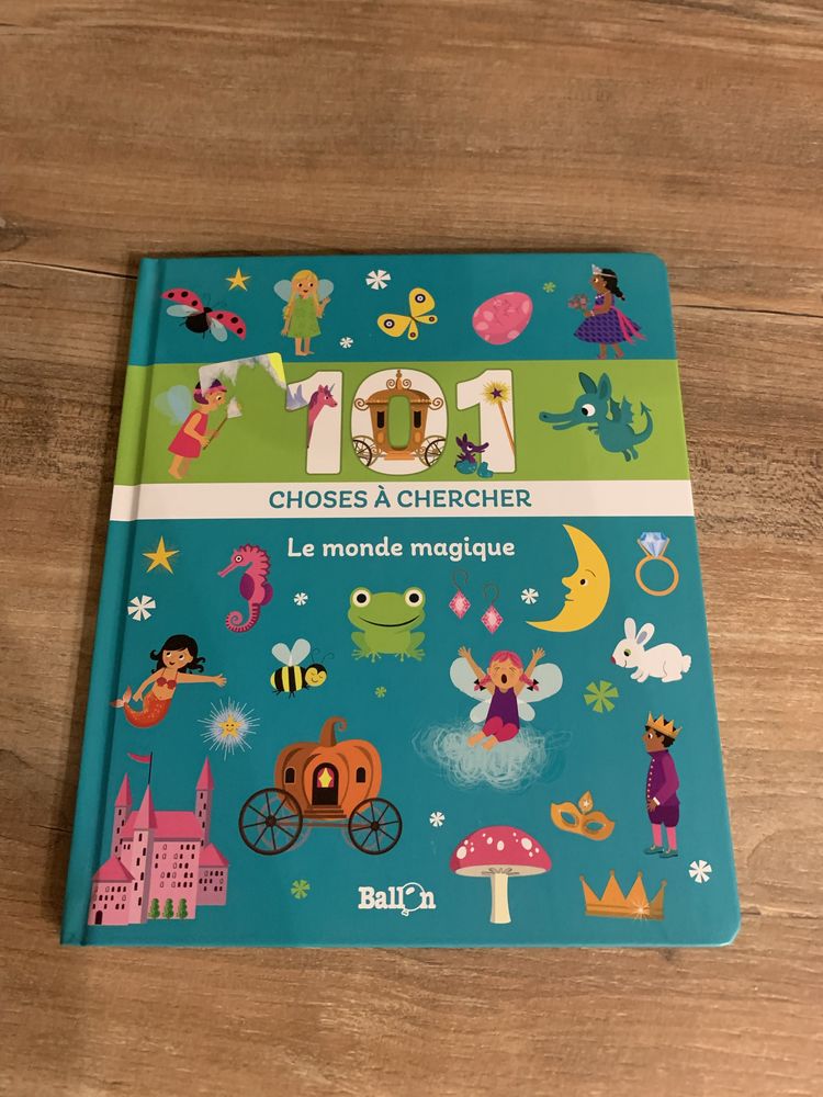 Livre enfant  101 choses a chercher  \'\'  Le monde magique  \'\' 3 Saleilles (66)