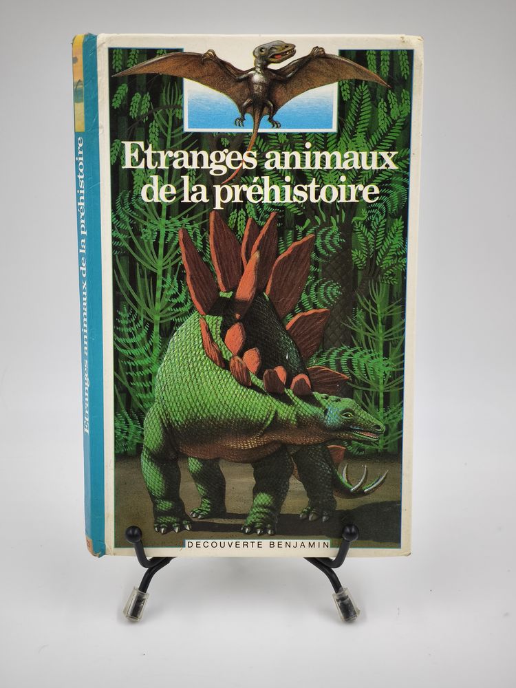 Livre �tranges Animaux de la Pr�histoire (L�g�rement ab�m�) 1 Vulbens (74)