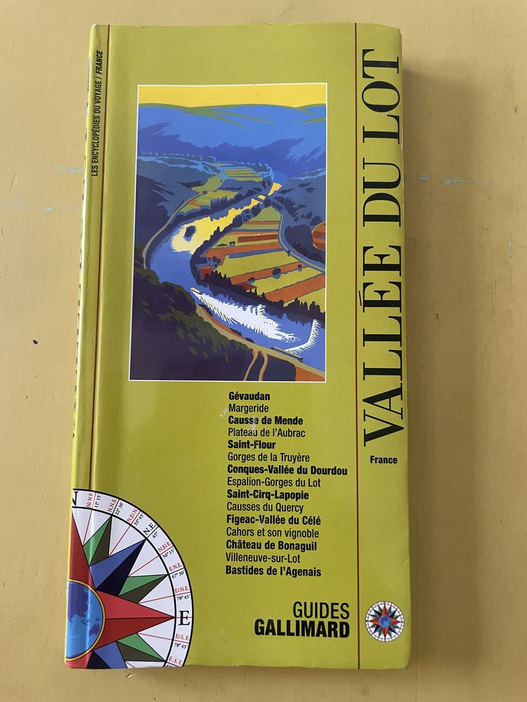 Livre Guide VALLEE DU LOT ed Gallimard _ Comme neuf 10 Vigneux-sur-Seine (91)