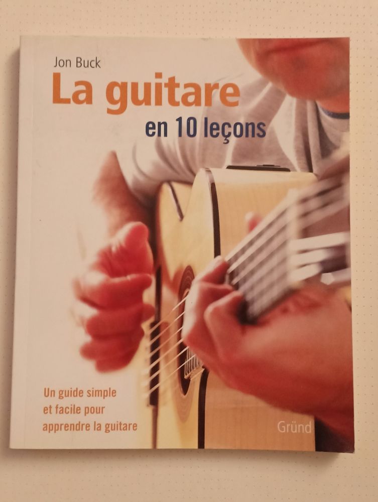 Livre la guitare en 10 le�ons
5 Courbevoie (92)