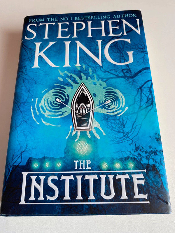 Livre The Institute 25 Strasbourg (67)