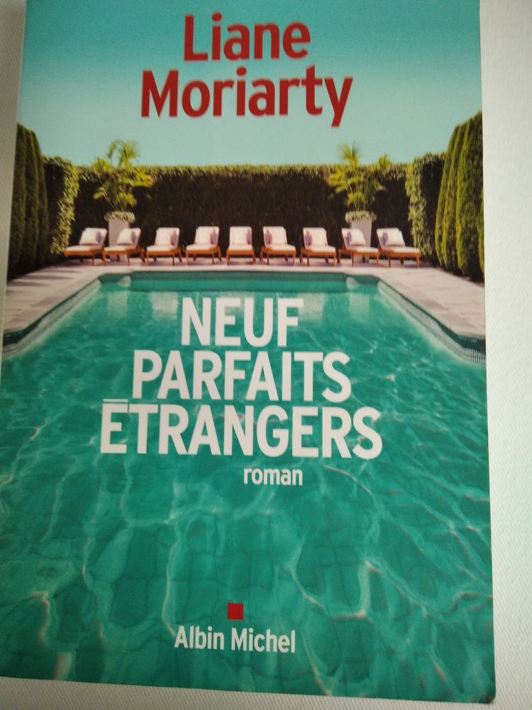  Livre Neuf parfaits �trangers de Liane Moriarty 4 Sciez (74)