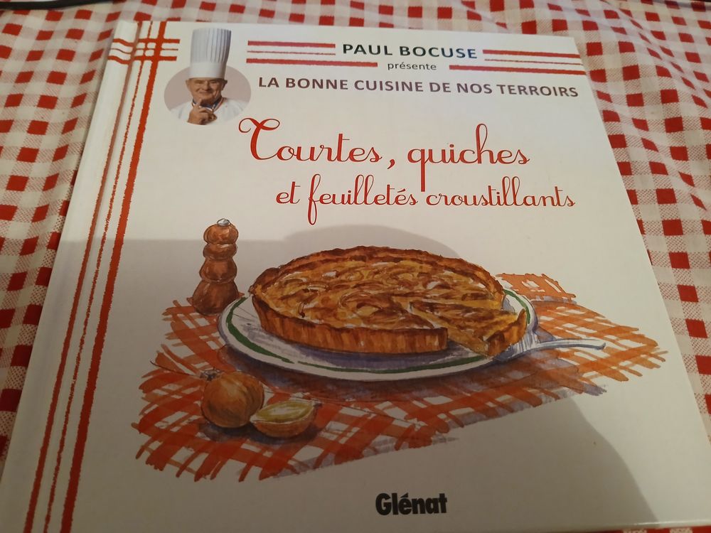 LIVRE PAUL BOCUSE PRESENTE LA BONNE CUISINE DE NOS TERROIRS
3 Triel-sur-Seine (78)