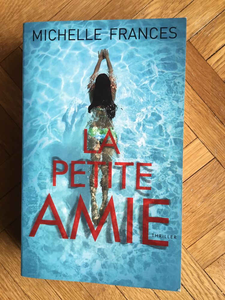 Livre   La petite amie   (3) 10 Tours (37)