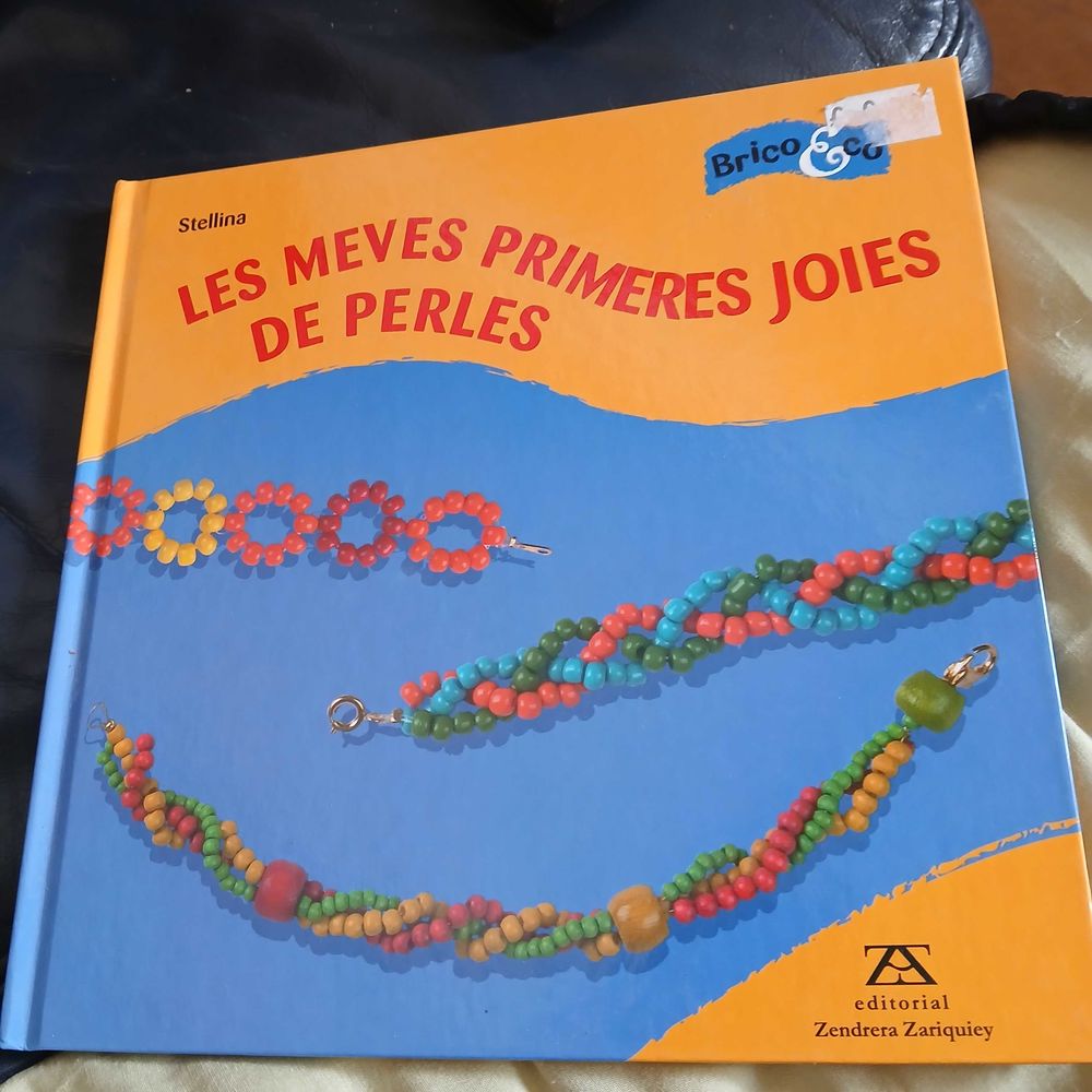 livre pour faire des merveilles avec les perles et autres. 2 �zanville (95)