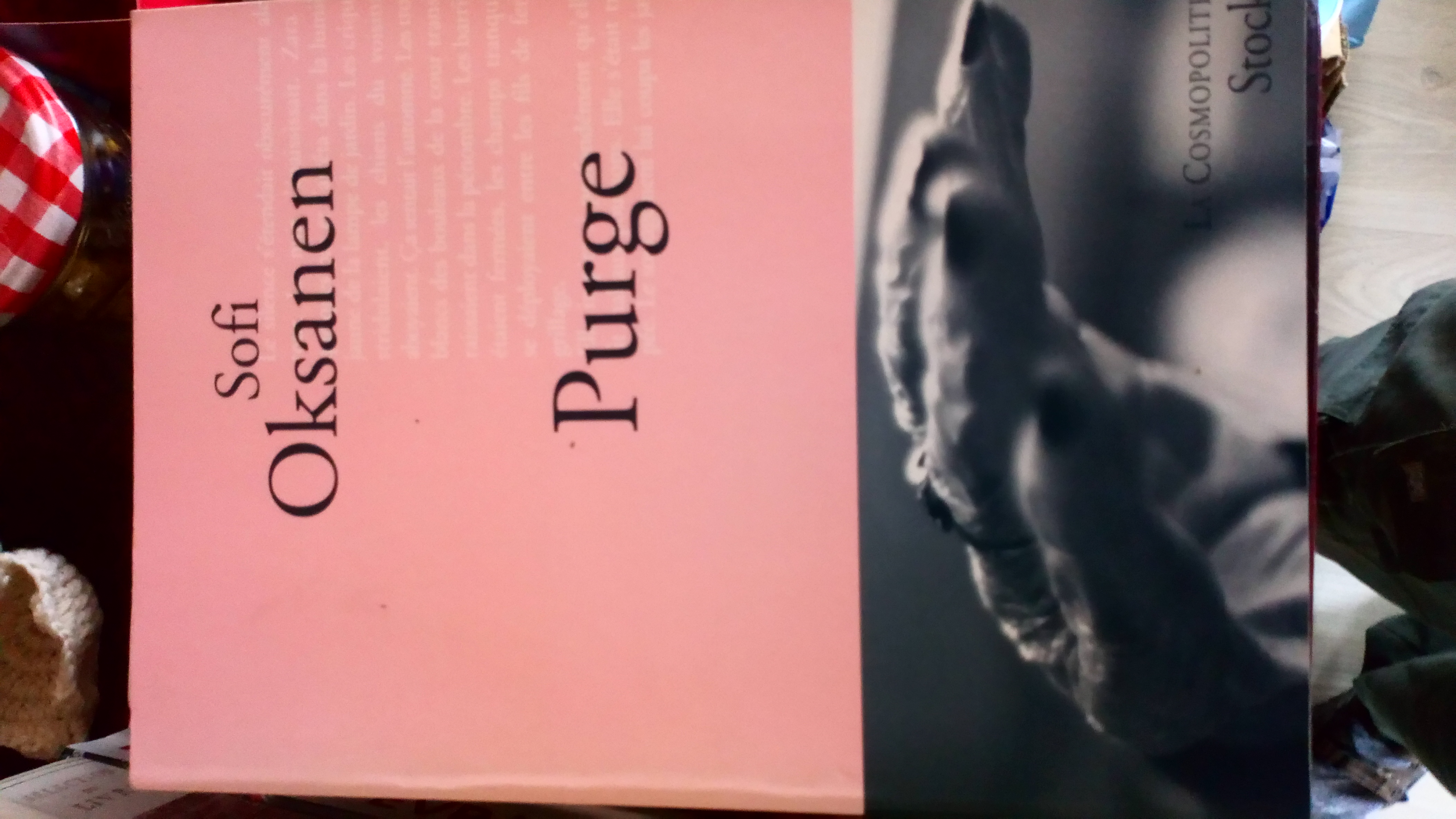 Livre  Purge  de Sofi Oksanen - Couverture Rigide 0 Battrans (70)