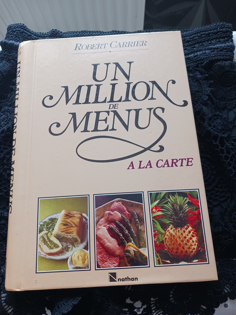Livre de Recettes  Un Million de Menus � la Carte  5 Thourotte (60)